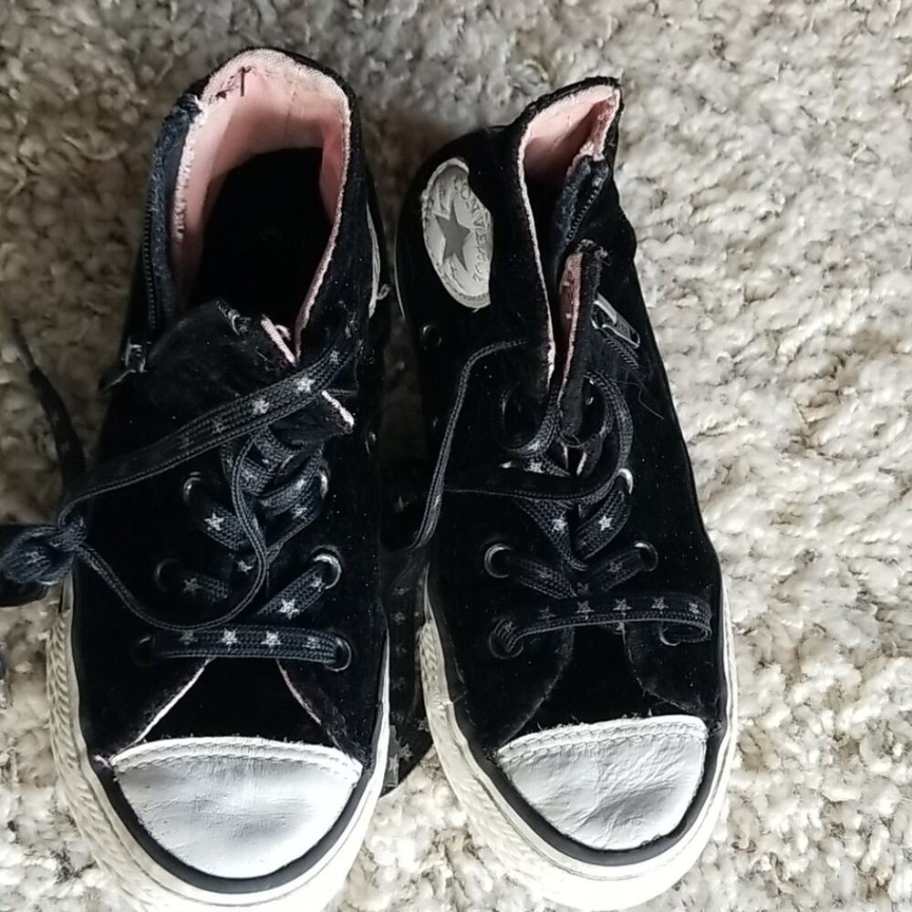 Black Suede converse high Tops